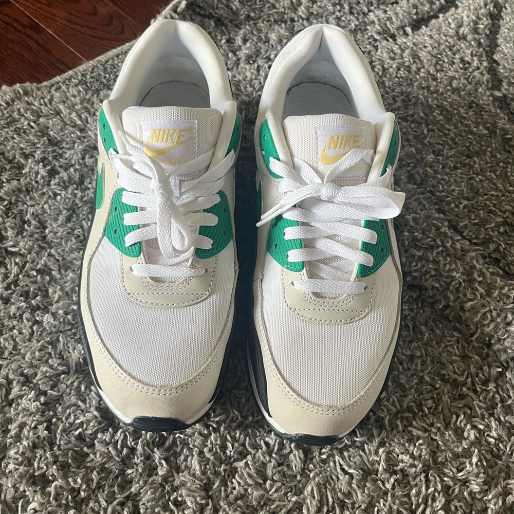 Nike Air Max White and Green Sneakers - Picture 2 of 8
